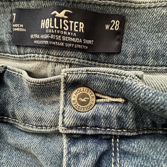 Hollister Bermuda Shorts Ultra High-Rise Stretch Vintage Soft Size 7/28 Waist - Picture 6 of 7
